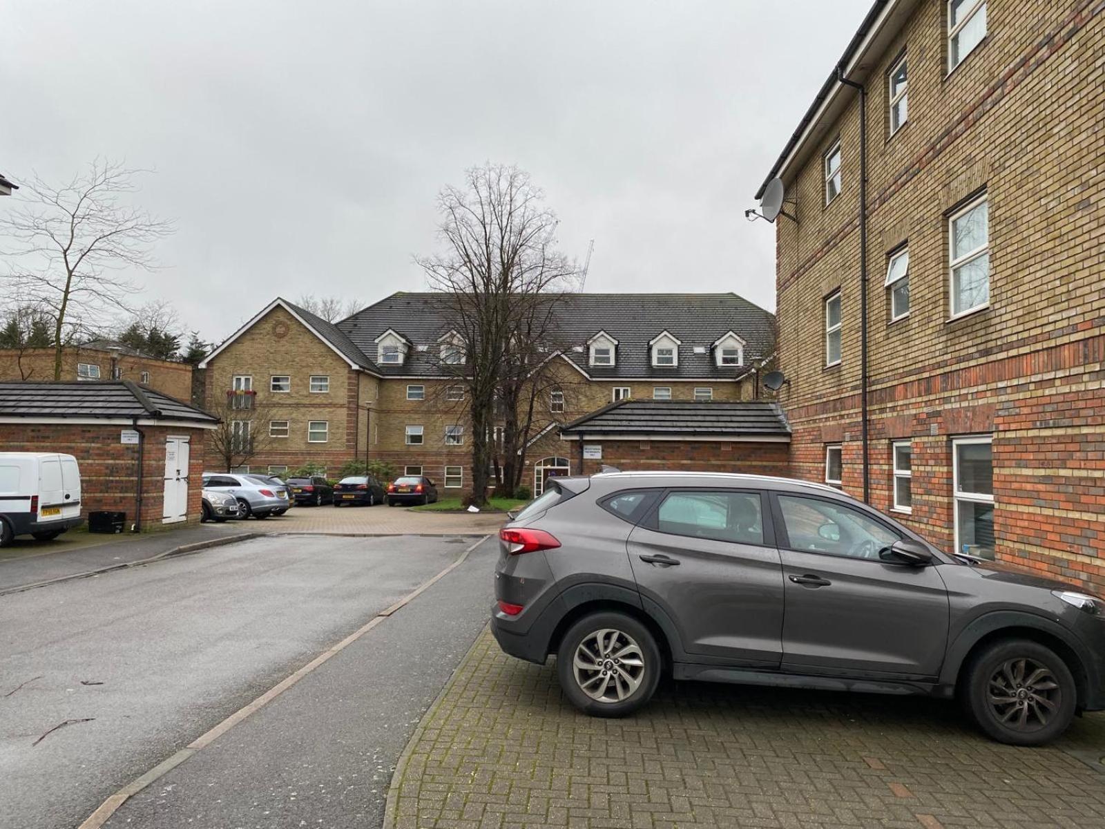 Spacious & Cosy Double And Single Bedrooms Close To Hendon & Colindale Tube Stations Bagian luar foto