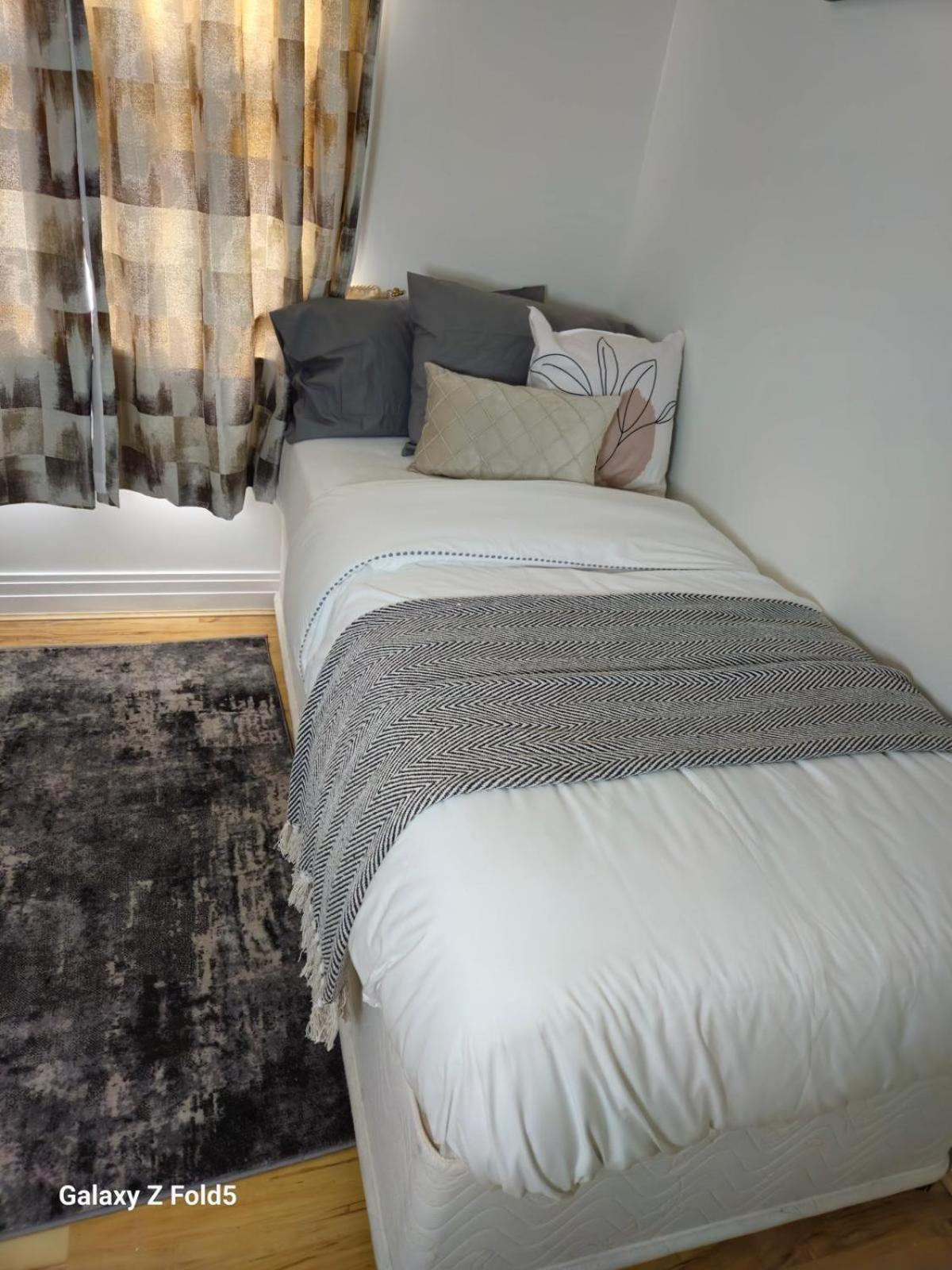 Spacious & Cosy Double And Single Bedrooms Close To Hendon & Colindale Tube Stations Bagian luar foto