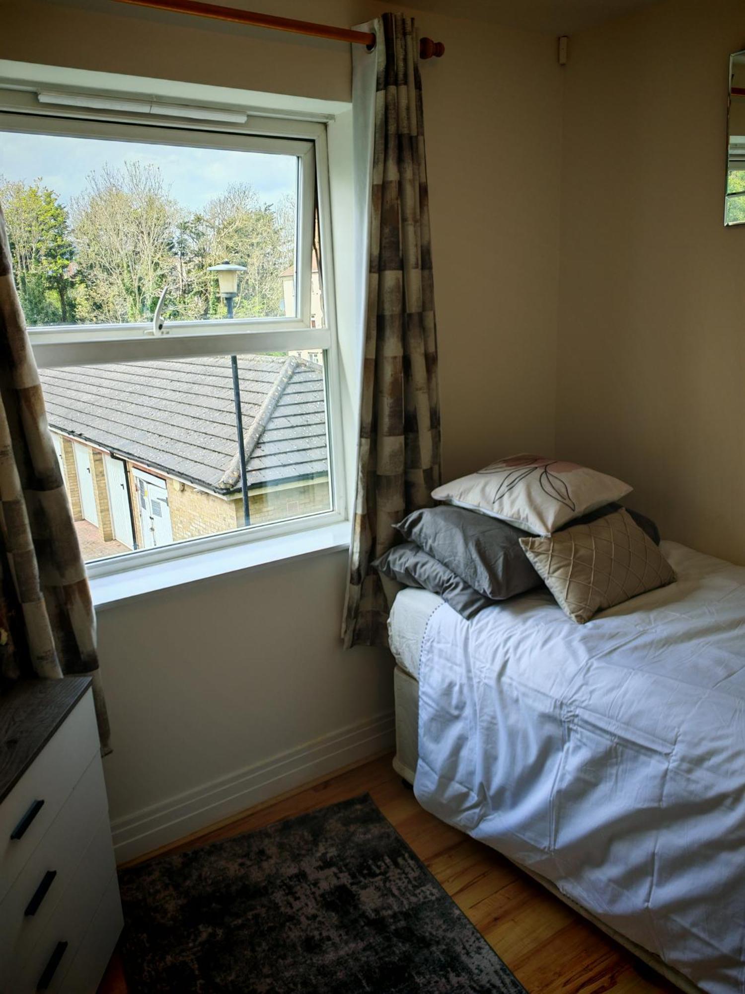 Spacious & Cosy Double And Single Bedrooms Close To Hendon & Colindale Tube Stations Bagian luar foto
