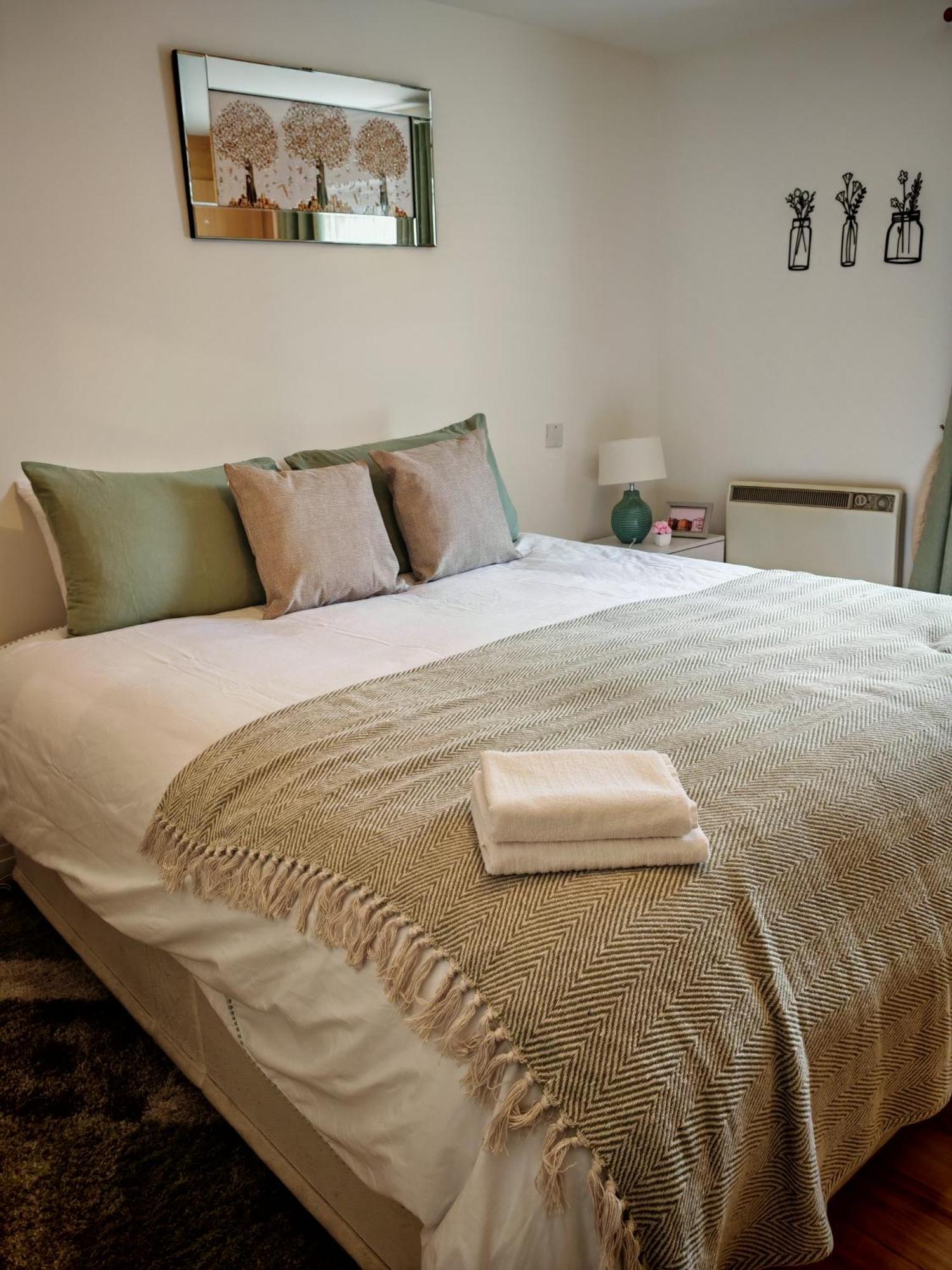 Spacious & Cosy Double And Single Bedrooms Close To Hendon & Colindale Tube Stations Bagian luar foto